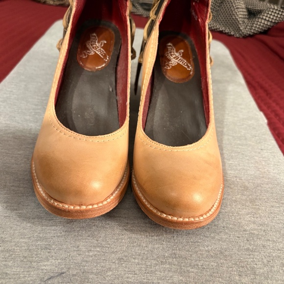 Freebird Shoes by Steven - Picture 5 of 11